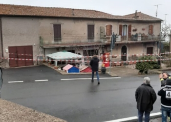 Crolla il tetto di un’abitazione a Porano, evacuate tre persone