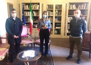 Il gruppo “Bar & Ristoranti Orvieto” consegna le chiavi al sindaco. Tardani: “Proveremo ad intervenire sugli affitti dei locali”