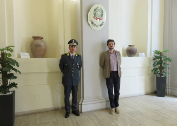 Concessi in uso dalla Soprintendenza dell’Umbria alla Caserma della Gdf 5 vasi di epoca etrusca e romana