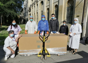 Ponte Giulio dona una barella doccia all’Istituto “Casa Sacra Famiglia”: “La solidarietà dà senso al nostro lavoro”