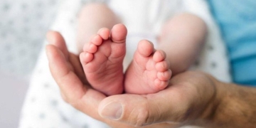 Diventare mamme nel bel mezzo di una pandemia: “Grazie al personale del Santa Maria della Stella”