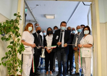 Coletto in visita al Santa Maria: “L’ospedale riparte, forte anche delle professionalità mediche che attraggono pazienti di fuori Regione”