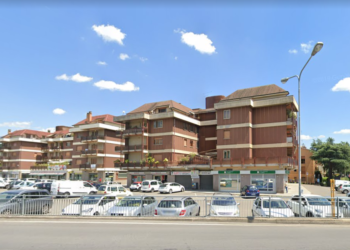 Pulizia straordinaria e rifacimento segnaletica orizzontale in Via Monte Peglia