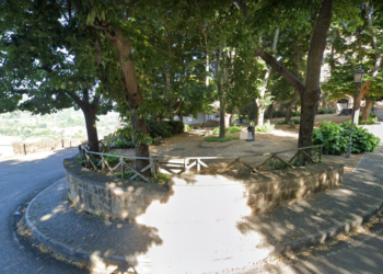 Pulizia straordinaria di piazza Cacciatori del Tevere e parcheggio dei residenti all’interno di Piazza Cahen