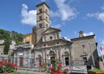 Per il Corpus Domini un quadro floreale sul sagrato di Santa Cristina