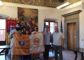 Bandiere arancioni anche a Vitorchiano, per promuovere il patrimonio del borgo della Tuscia