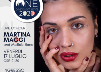 La voce di Martina Maggi apre i concerti di ONE con la Maflab Band