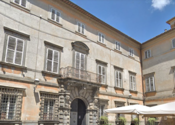 Presidio in Piazza Gualterio in vista del Referendum: “Un No a difesa della democrazia e dei nostri territori”