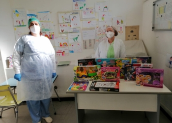 La famiglie della parrocchia di San Biagio di Porano donano libri e giochi per il servizio vaccinale di Orvieto