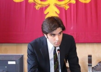 1 2 3 … Orvieto tra il rudere di Montiolo, le 50 storie della città, la nuova Sinistra à voile