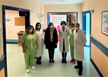 Presidente Tesei visita ospedale da campo della Regione e ambulatorio vaccini ospedale Perugia