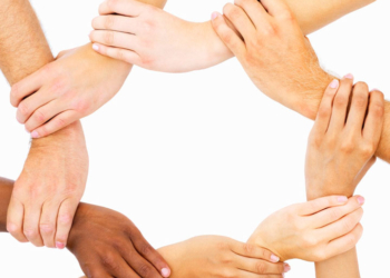 La Cassa di Risparmio di Orvieto rinuncia ai regali di fine anno e devolve mille euro a ogni parrocchia della città e alla Caritas