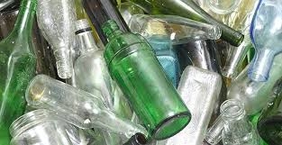 Giovannini (Pd): “Modificare gli orari per la raccolta del vetro”