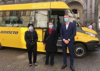 Consegnato nuovo scuolabus per servizio trasporto scolastico del Comune di Orvieto