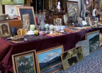 Orvieto nuovamente “Indietro nel tempo” con il mercatino dell’antiquariato di Emanuele Sonaglia