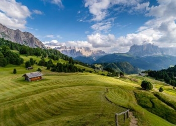 Turismo rurale, nuovo bando del Psr per rendere ancora più attrattivo il soggiorno in Umbria. Stanziato 1 mln di euro