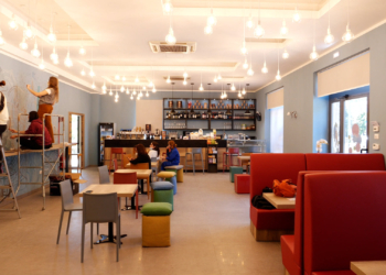 Taglio del nastro per “Lo Scalo Community Hub”, pronto a tessere le “Trame di comunità”. Aperto dal 24 maggio