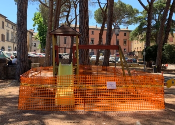 Iniziata la manutenzione straordinaria delle attrezzature ludiche situate in 34 aree gioco