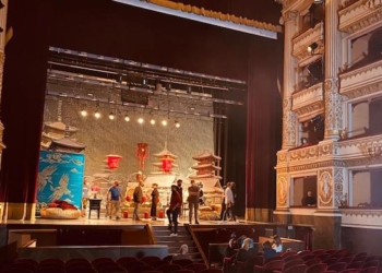 Ferzan Ozpetek al Teatro Mancinelli di Orvieto per riprese serie tv “Le Fate Ignoranti”