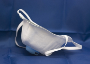 Coronavirus, dal 28 giugno sospeso obbligo di indossare mascherina all’aperto