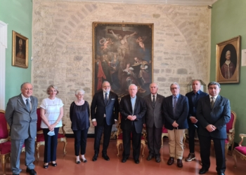 Il Consiglio della Sezione Umbria dell’Ordine Equestre del Santo Sepolcro di Gerusalemme ricevuto dal cardinale Bassetti