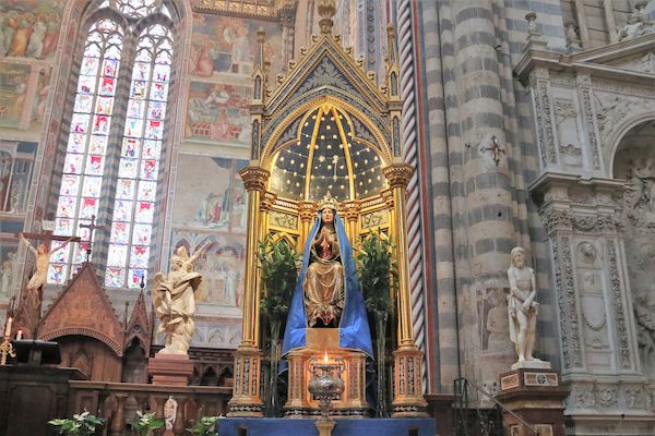 Festa di Maria Assunta, Patrona del Comune di Orvieto, le celebrazioni in Duomo - Vimarsana News