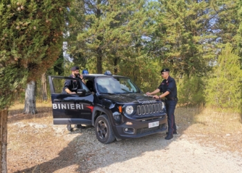 Si perdono durante un’escursione nei boschi, rintracciati dai carabinieri due turisti perugini