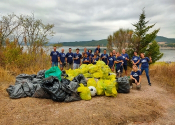 Plastic Free, raccolta una tonnellata di rifiuti sulle sponde del Lago di Corbara