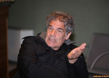 Al Boni di Acquapendente l’attore Carlo Di Maio con “Posso offrire un caffè?” di David Norisco