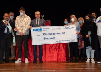 Avis di Acquapendente, consegnate borse di studio per gli studenti che hanno donato sangue