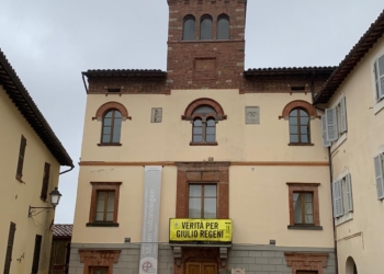 Striscione su facciata museo per Giulio Regeni e inaugurazione lavori ex campo sportivo