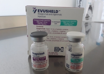 Somministrato nell’ospedale di Perugia l’anticorpo monoclonale Evusheld per i pazienti molto fragili. Contagi stabili
