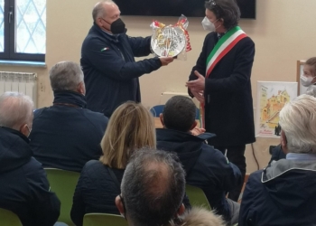 L’Automotoclub Storico Assisano ha consegnato la “Lampada della Pace” a Bolsena