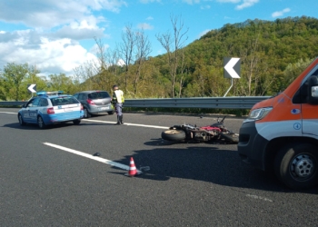 Incidente in Autostrada: auto-moto nei pressi di Orvieto. Due i feriti, uno in codice rosso
