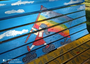 Da uno sfregio a un invito alla vita: a Castel Viscardo una panchina per la pace