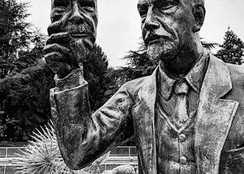 Arriva la seconda puntata de “Il berretto a sonagli” del laboratorio del teatro Null sul radiodramma