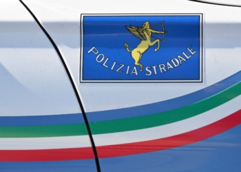 La Polizia entra in classe con “Icaro” per parlare di sicurezza stradale