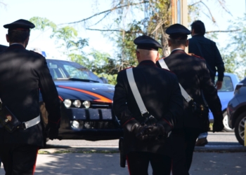 Furto aggravato all’interno di un’abitazione, 21enne denunciato dai carabinieri