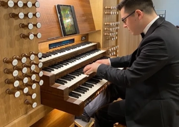 Il giovane organista Mattia Rosati, per il terzo appuntamento di “InOperaMusica”