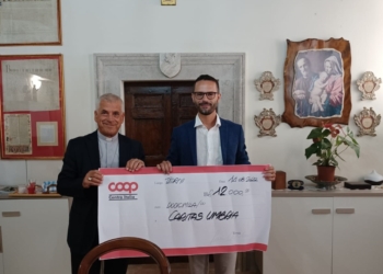 Continua l’impegno di Coop Centro Italia per l’Ucraina: consegnati buoni spesa per 12.000 euro