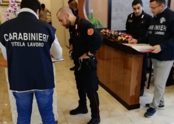 Mette a soqquadro il Comune di Baschi e aggredisce i carabinieri, arrestato 50enne del posto