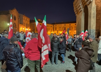 Ospedale: illustrati progetti per il futuro, cittadini protestano. Tardani: “Ho sempre evidenziato le criticità della sanità territoriale”