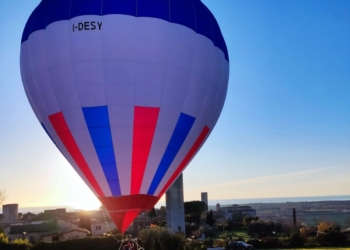 Nuovo appuntamento con Babbo Natale, la fabbrica degli elfi, il Polo Nord e la mongolfiera