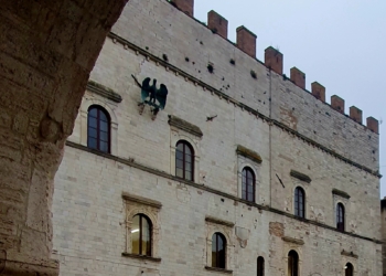 A Todi torna il segno più nel numero dei residenti. Il dato compensa lo sbilancio tra decessi e nascite ed emigrati