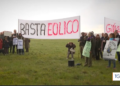 Vibrante protesta di comitati e associazioni contro i mega impianti eolici e fotovoltaici della Tuscia umbra e laziale
