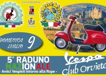 In Piazza Duomo il raduno nazionale dei vespisti