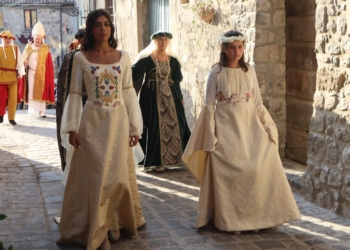 “Bolsena 1328” e il fascino del medioevo, successo per la rievocazione storica