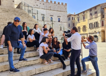 Todi su Rai1 inaugura “Unomattina in famiglia”. Le riprese in città hanno visto protagonisti gli studenti dell’indirizzo Turismo