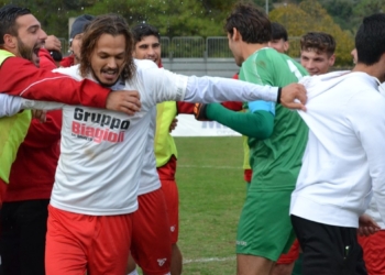 Vittoria in rimonta con tre gol di testa: Greco, Vignati e Orchi