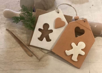 “Il Natale dei bambini”, 4 laboratori di ceramica creativi per addobbare l’albero e decorare la casa